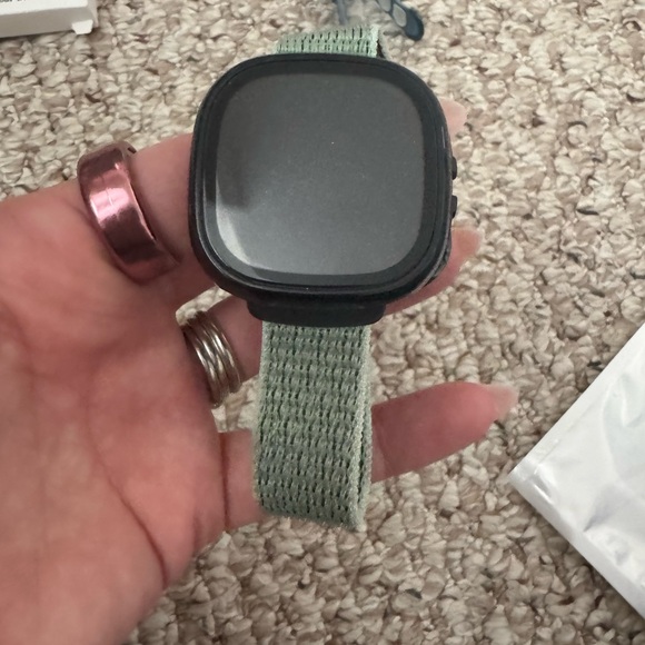Fitbit Google Ace LTE kids smartwatch - Picture 2 of 6